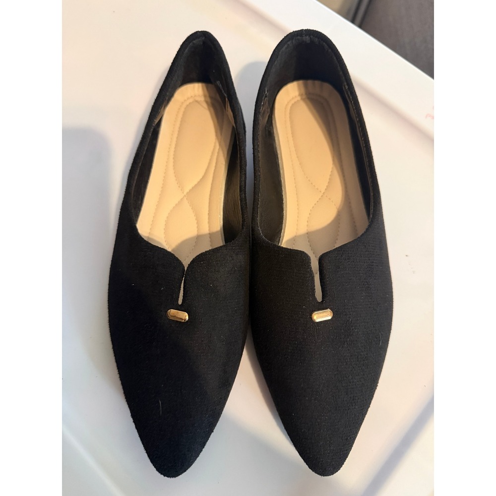 SHEIN Pointed Toe‎ Flats Womens 10 Black Excellent Gold Hardware Notched Vamp